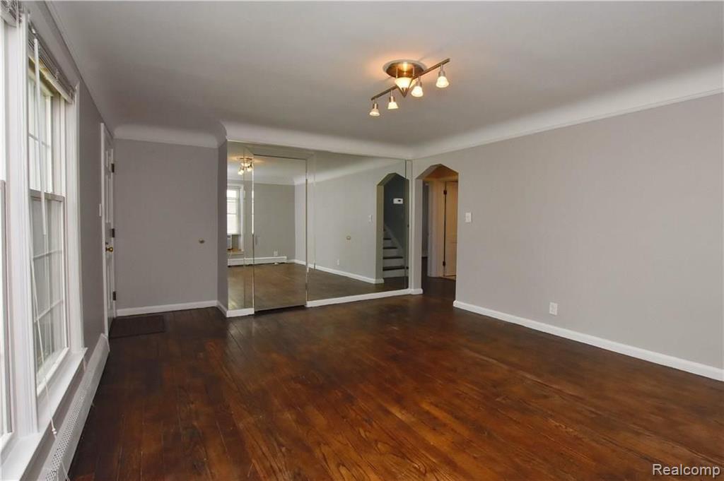 1954 Webster Street Birmingham, MI 48009 - Photo 3 of 22