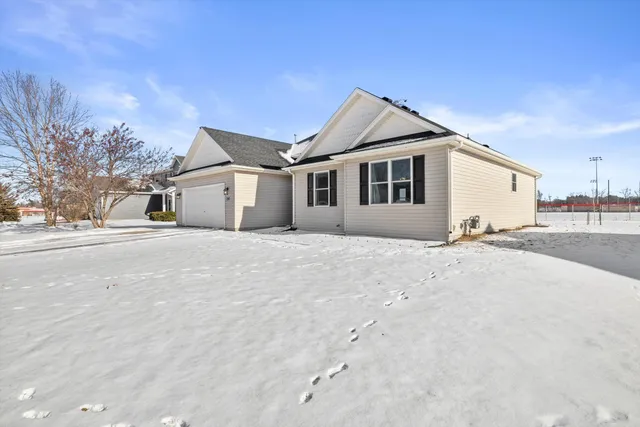 $439,000 | 242 Cotton Grass Lane, Walworth, WI 53184