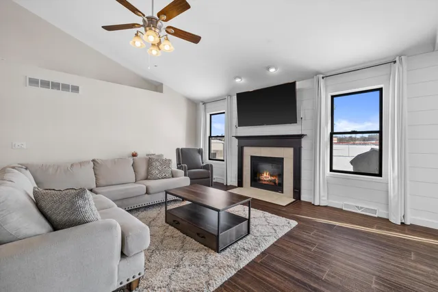 $439,000 | 242 Cotton Grass Lane, Walworth, WI 53184