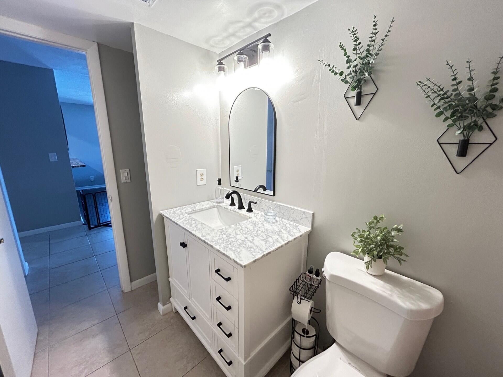 1811 Southwest Palm City Road, Unit A602 Stuart, FL 34994 - Photo 19 of 29 18