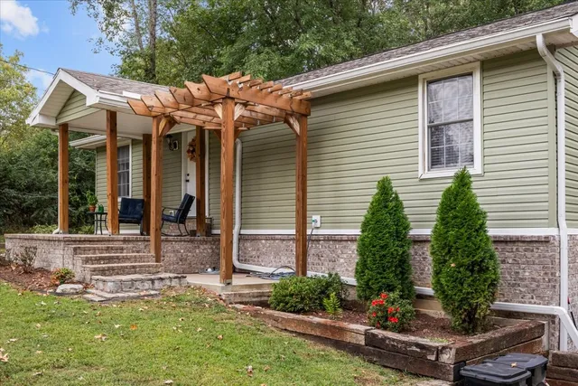 $259,900 | 290 Rose Avenue, Camden, TN 38320