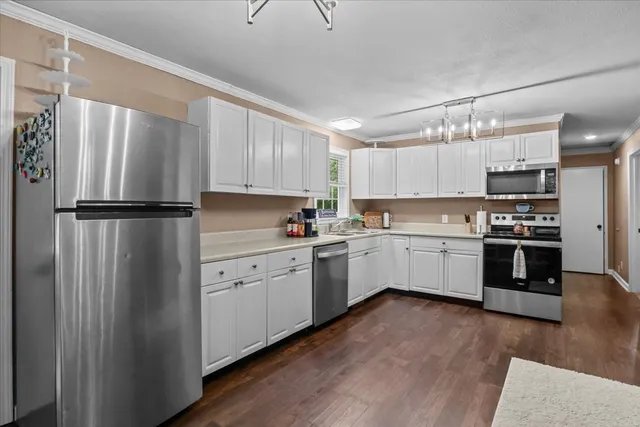 $259,900 | 290 Rose Avenue, Camden, TN 38320