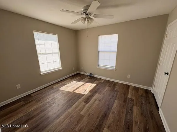 $1,200 | 15074 Deer Creek Drive, Unit B, D'Iberville, MS 39540