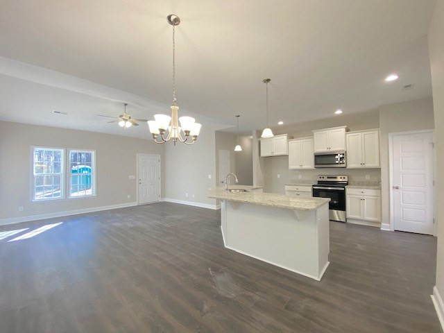 2639 Jr Road Kenly, NC 27542 - Photo 6 of 17 Gallery Image 6