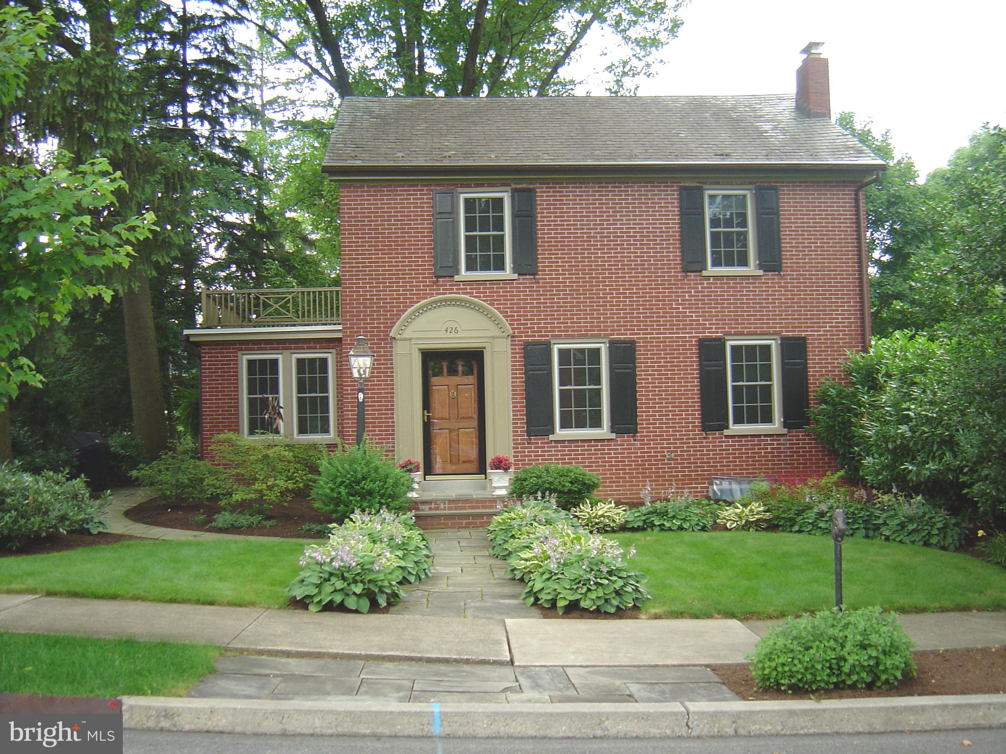 426 Linden Street Lititz, PA 17543 - Photo 1 of 38 Main View