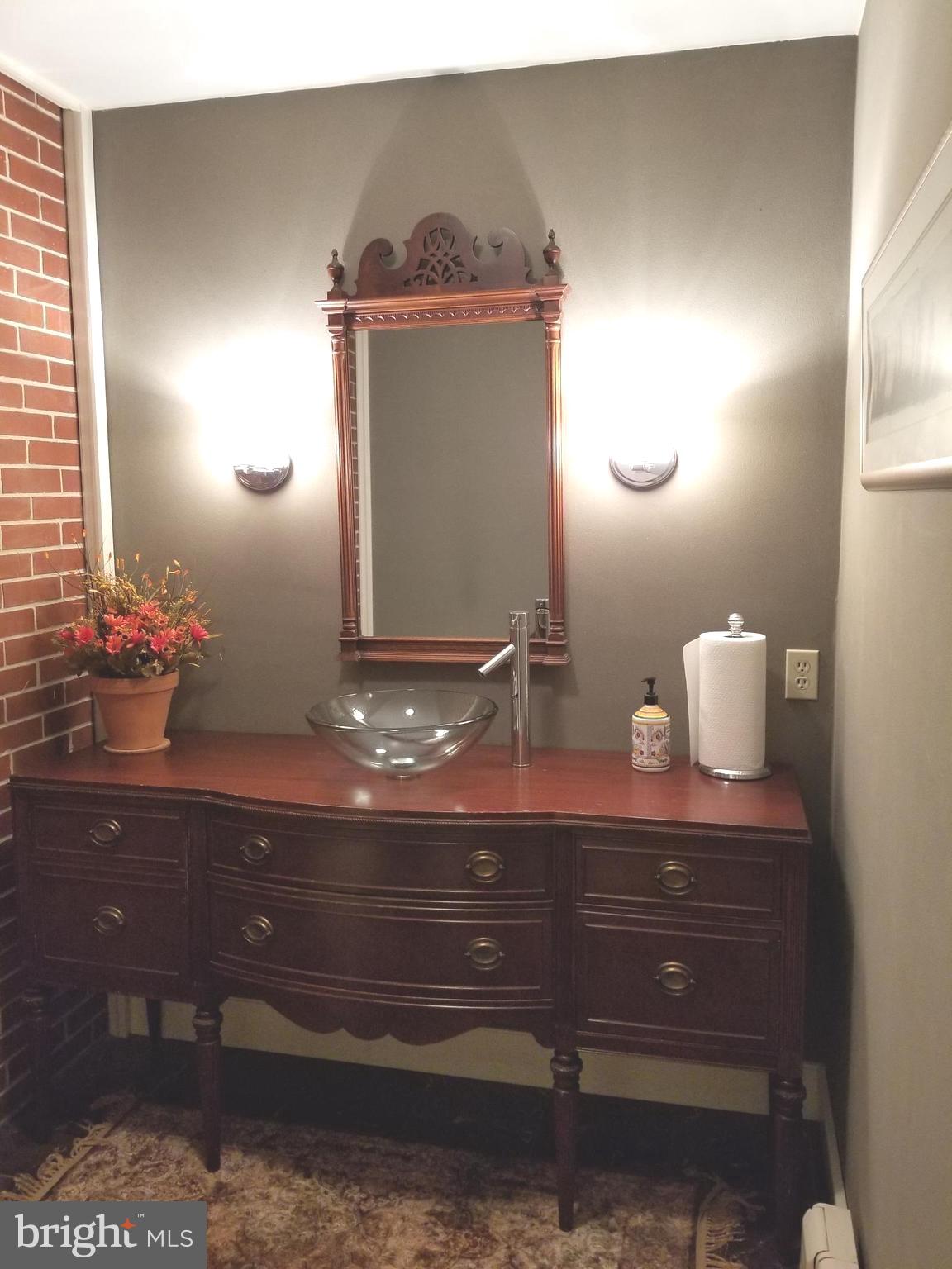 426 Linden Street Lititz, PA 17543 - Photo 23 of 38 Unique powder room