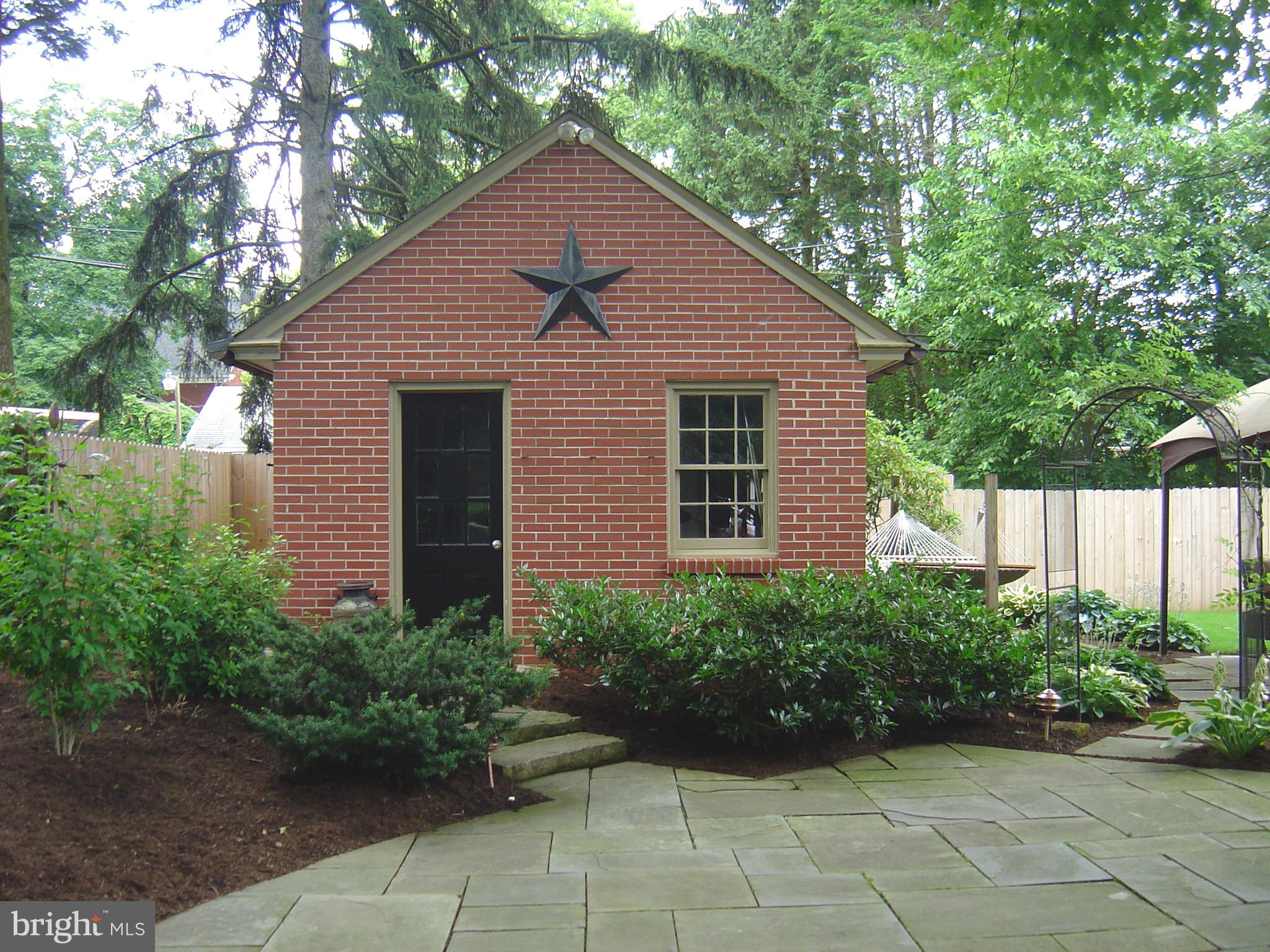 426 Linden Street Lititz, PA 17543 - Photo 7 of 38 Service door to garage