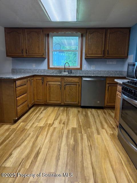 1050 Robert Road Old Forge, PA 18518 - Photo 5 of 33 Kitchen