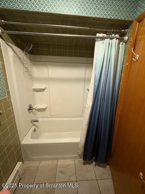 1050 Robert Road Old Forge, PA 18518 - Photo 10 of 33 Full Bathroom