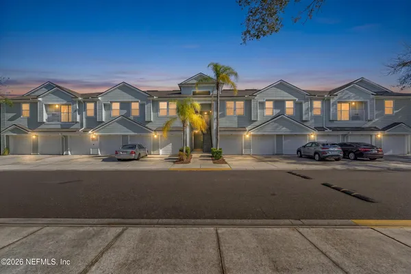 $179,000 | 7047 Deer Lodge Circle, Unit 108, Jacksonville, FL 32256