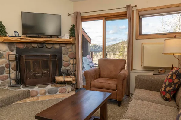 $285,000 | 111 Bridge Run Lane, Unit 111, Lutsen, MN 55612