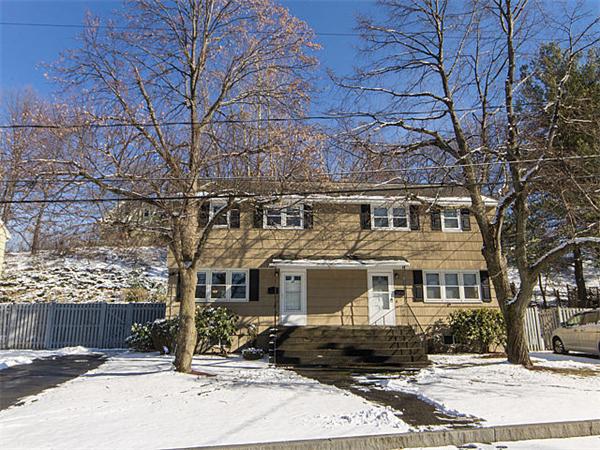 22 Charles Road, Unit 22 Winchester, MA 01890 - Photo 1 of 15