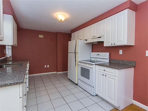 22 Charles Road, Unit 22 Winchester, MA 01890 - Photo 7 of 15