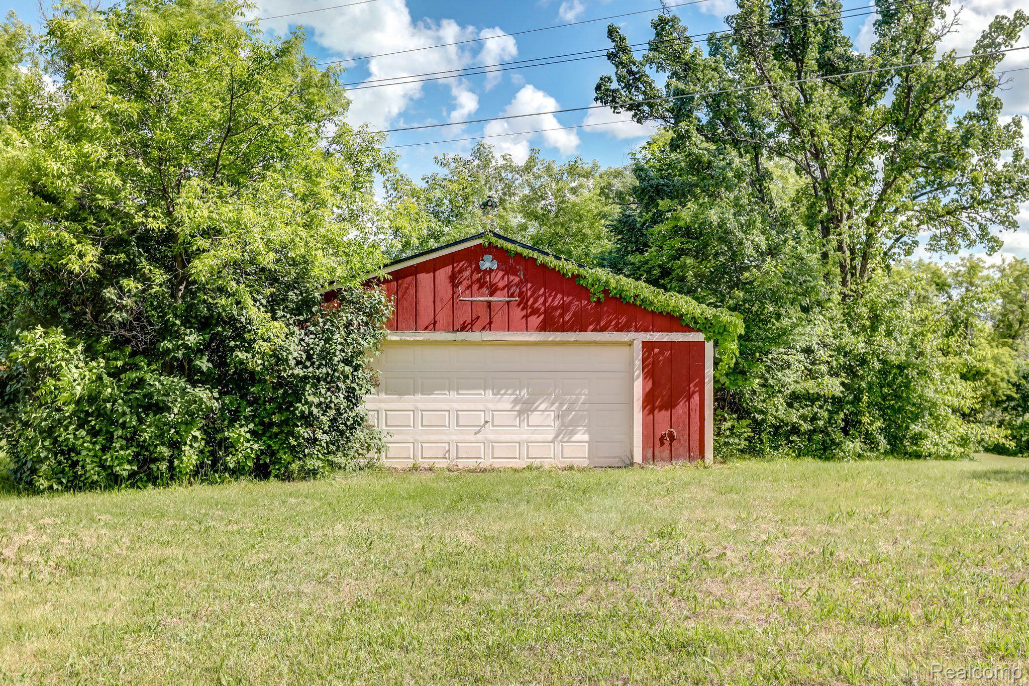 7730 Haley Road White Lake, MI 48383 - Photo 38 of 39 Gallery Image 38