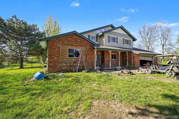 $429,000 | 7255 Lahring Road, Gaines, MI 48436