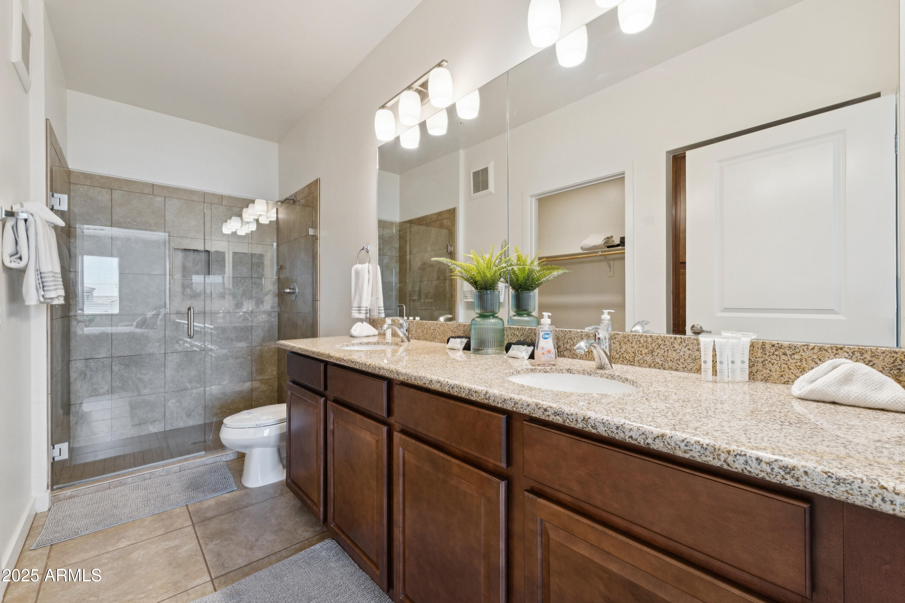 2511 West Queen Creek Road, Unit 446 Chandler, AZ 85248 - Photo 14 of 29 18-DSC09968