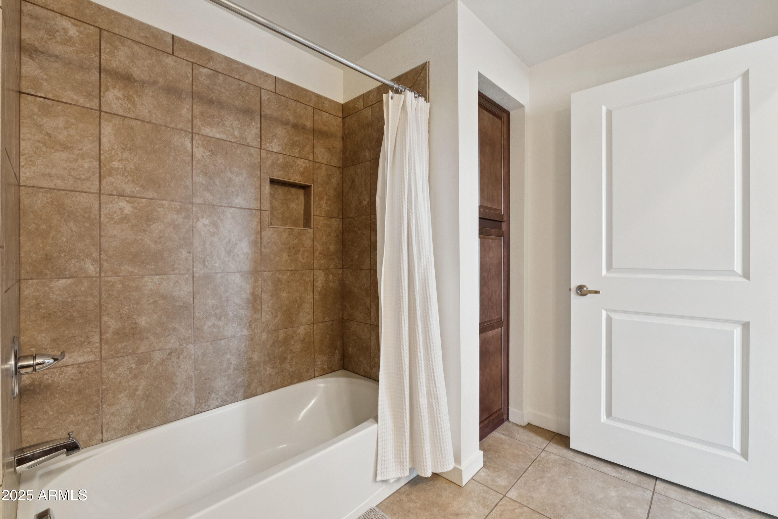 2511 West Queen Creek Road, Unit 446 Chandler, AZ 85248 - Photo 19 of 29 23-DSC09993