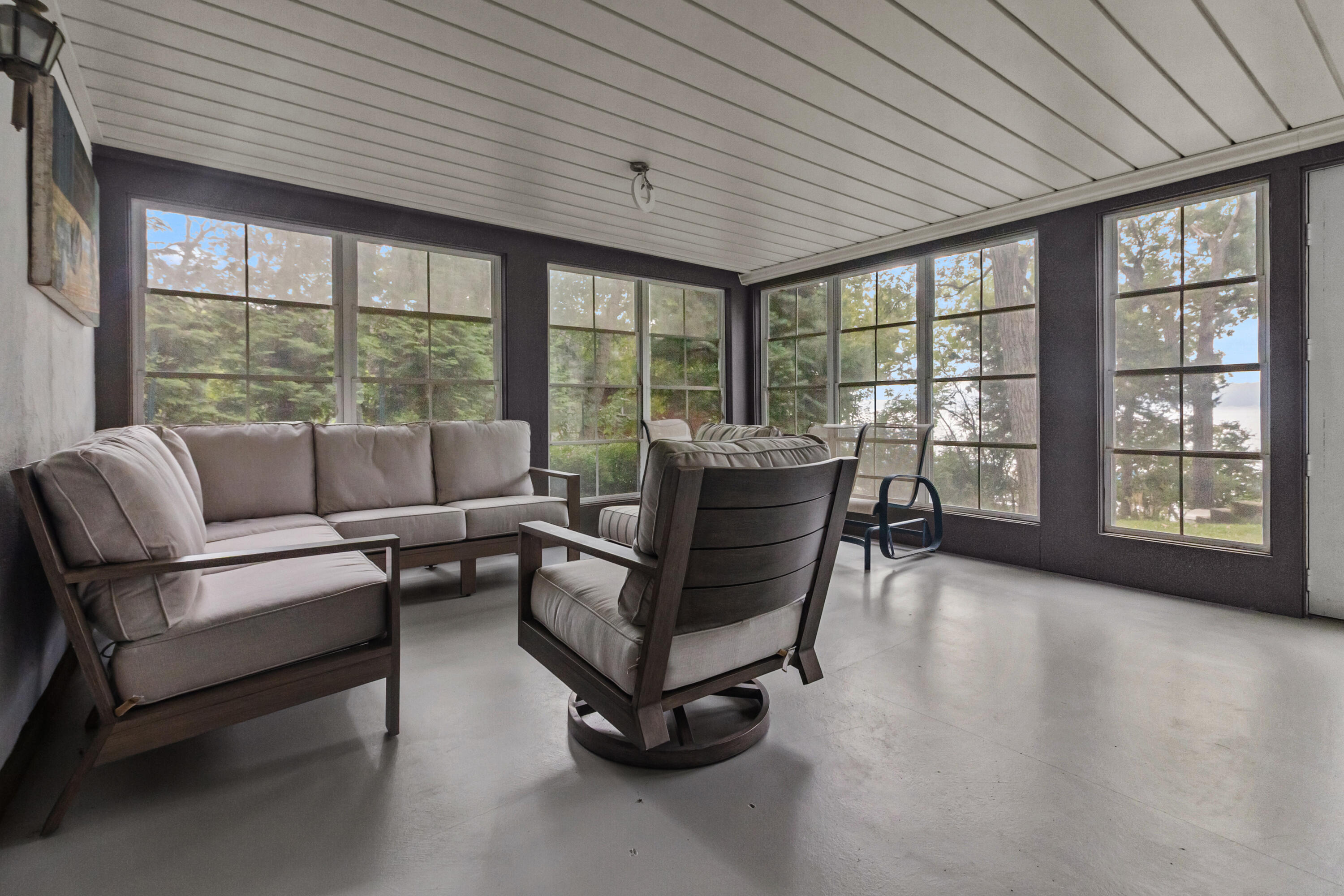 9 Dartmouth Road Williams Bay, WI 53191 - Photo 28 of 49 ff6 Screened in Porch Lower Level