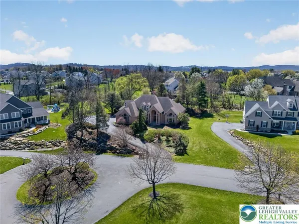 $850,000 | 3190 Sheffield Drive, Emmaus, PA 18049