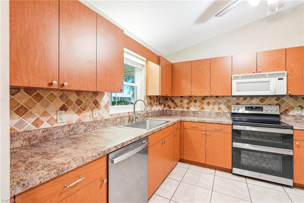 8344 Bounty Road Fort Myers, FL 33967 - Photo 11 of 31
