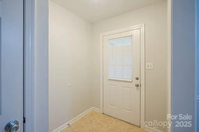 $370,000 | 6410 Pineburr Court, Charlotte, NC 28211