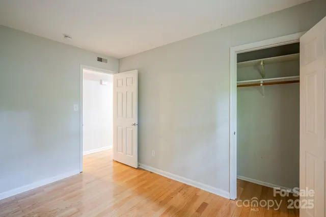 $370,000 | 6410 Pineburr Court, Charlotte, NC 28211