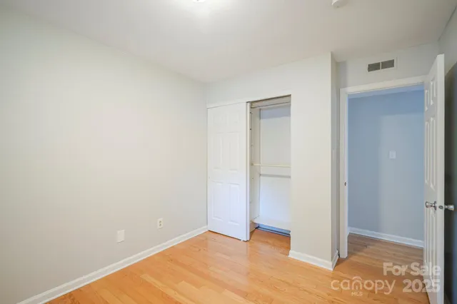 $370,000 | 6410 Pineburr Court, Charlotte, NC 28211