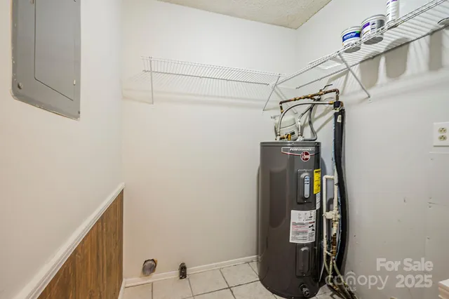 $370,000 | 6410 Pineburr Court, Charlotte, NC 28211