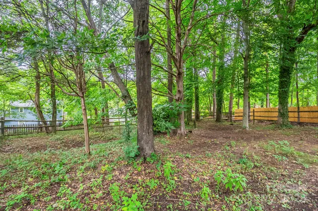 $370,000 | 6410 Pineburr Court, Charlotte, NC 28211