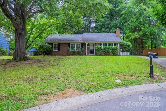 $370,000 | 6410 Pineburr Court, Charlotte, NC 28211