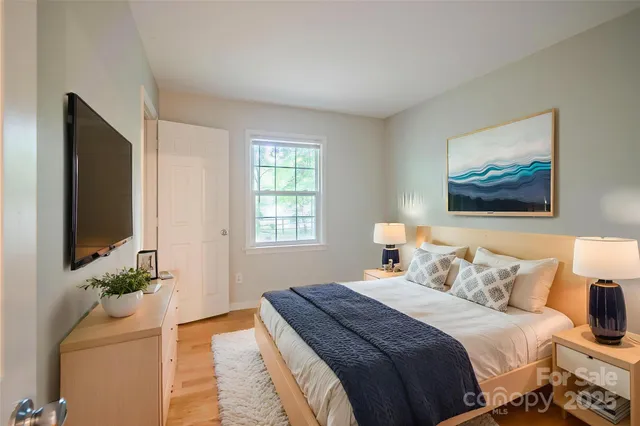 $370,000 | 6410 Pineburr Court, Charlotte, NC 28211