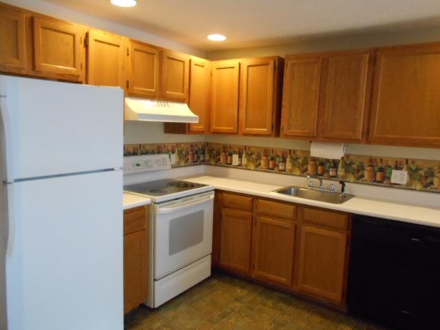 39 Smithwheel Road, Unit 56 Old Orchard Beach, ME 04064 - Photo 11 of 28 Photo