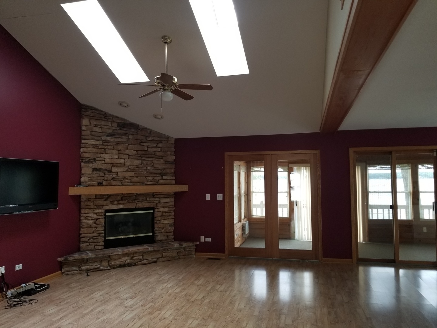 192 Eagle Point Road Fox Lake, IL 60020 - Photo 8 of 10