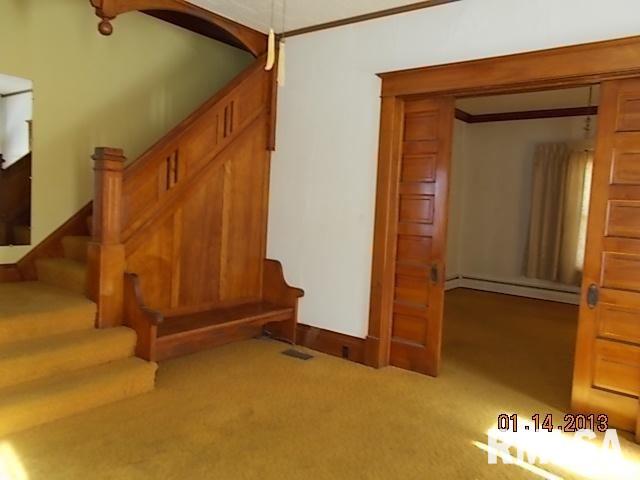 210 Grove Street Table Grove, IL 61482 - Photo 4 of 9