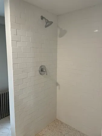 $3,100 | 206 Concord Street, Unit 1, Newton, MA 02462