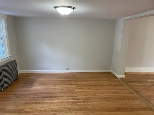 $3,100 | 206 Concord Street, Unit 1, Newton, MA 02462