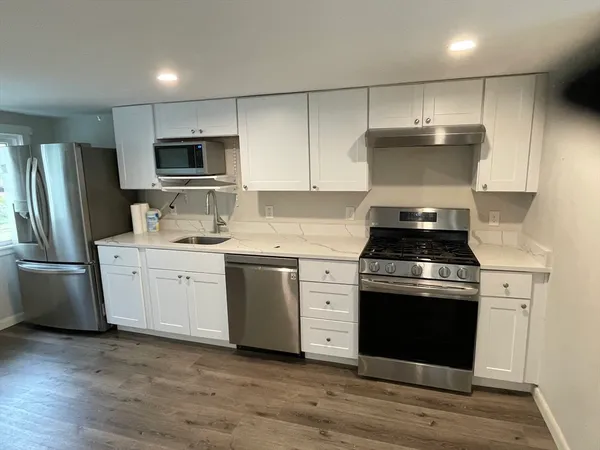 $3,100 | 206 Concord Street, Unit 1, Newton, MA 02462