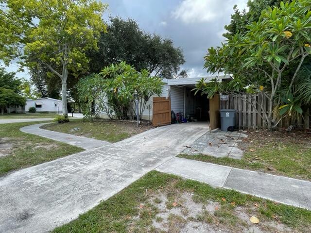 10521 South 228th Lane Boca Raton, FL 33428 - Photo 3 of 24 IMG_5002