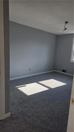 $1,100 | 199 Broadway Avenue, New Kensington, PA 15068