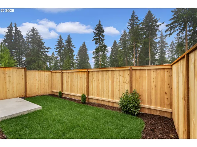 $949,900 | 420 Northeast 117th Avenue, Vancouver, WA 98684