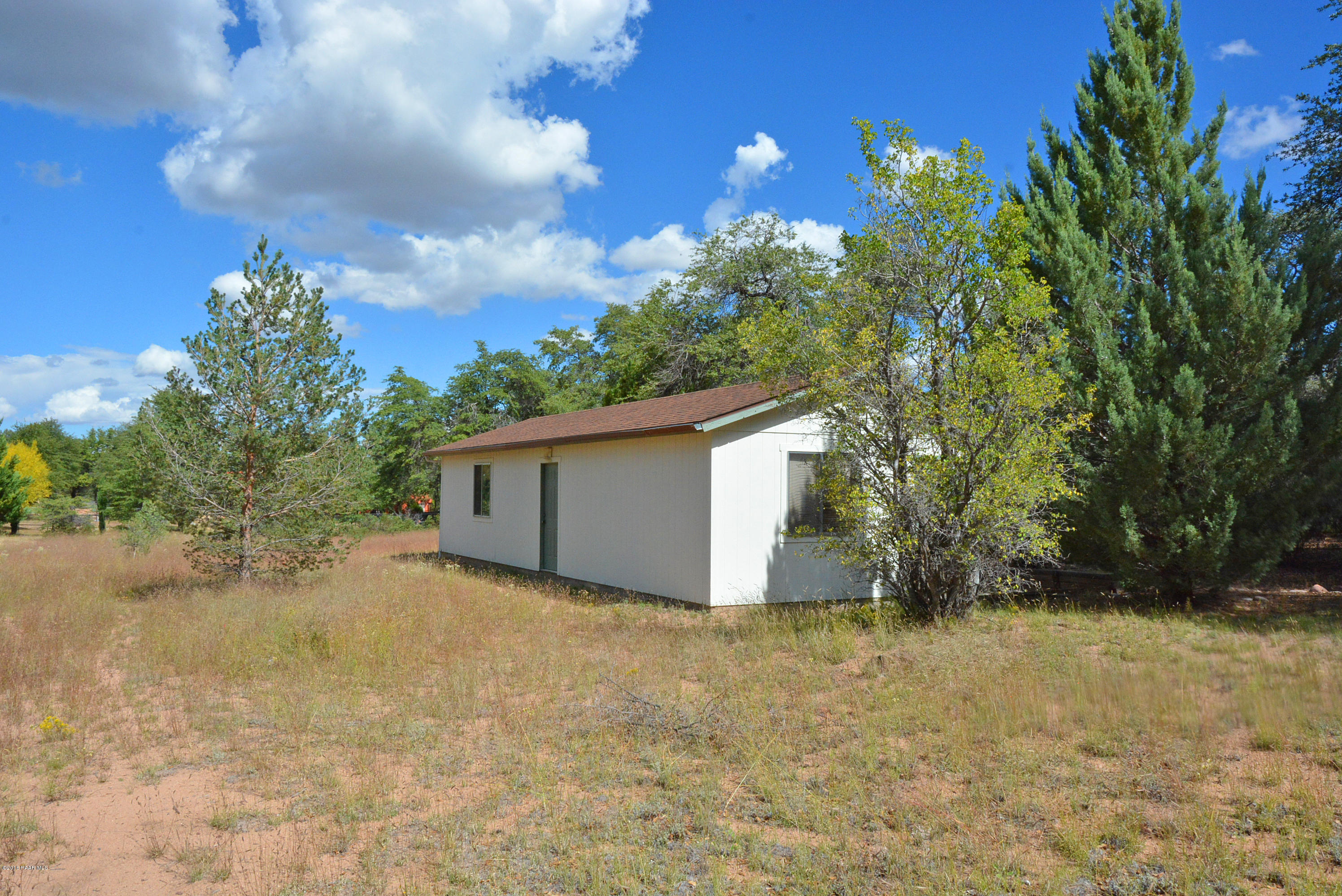 2850 West Bard Ranch Road Prescott, AZ 86305 - Photo 20 of 30 Workshop/Garage