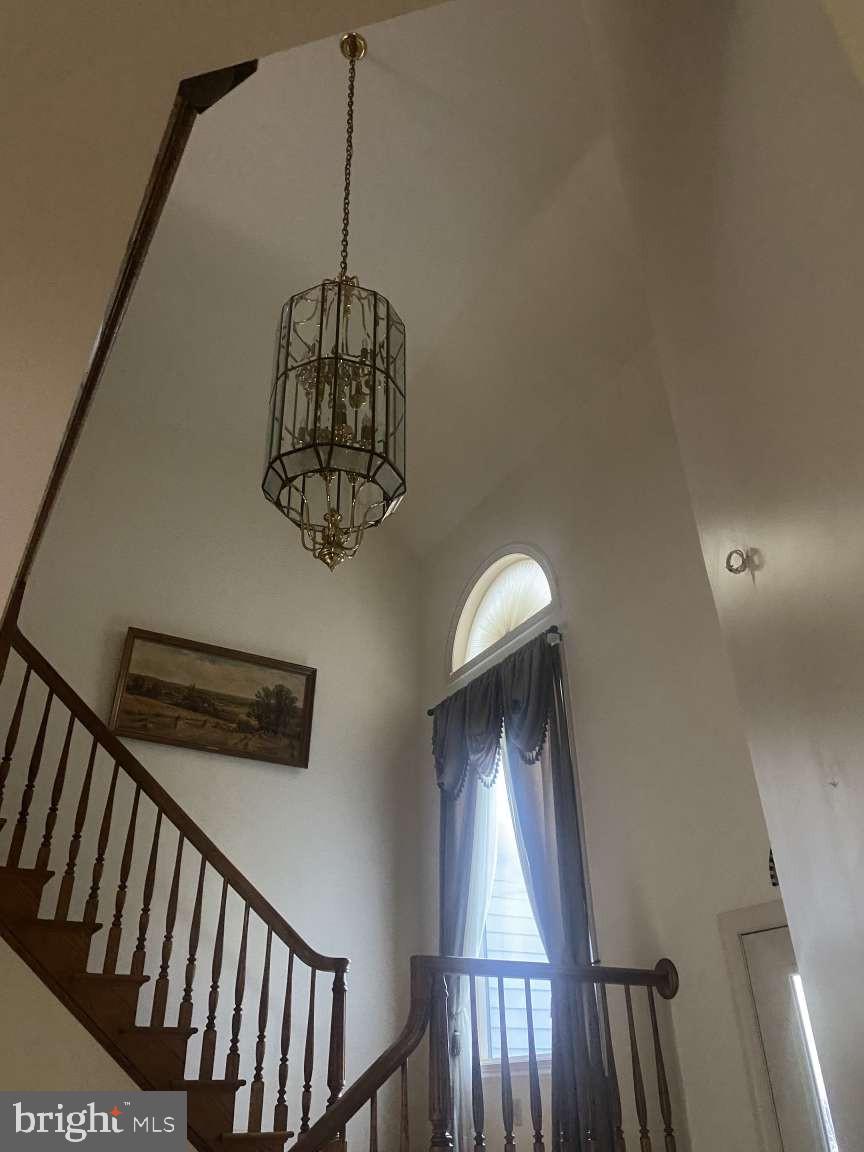 44 Frederick Way Kirkwood, PA 17536 - Photo 20 of 50 a view of a hallway with window