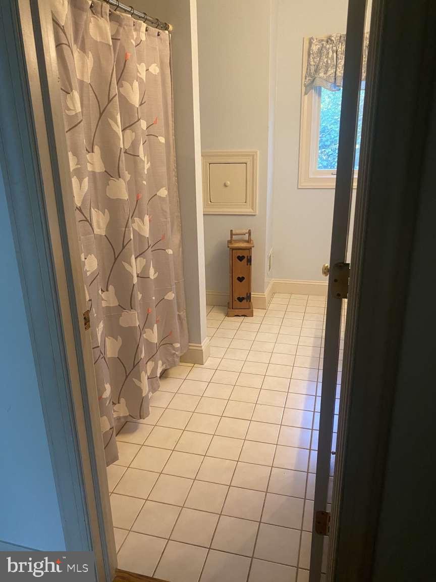 44 Frederick Way Kirkwood, PA 17536 - Photo 27 of 50 a view of a bathroom