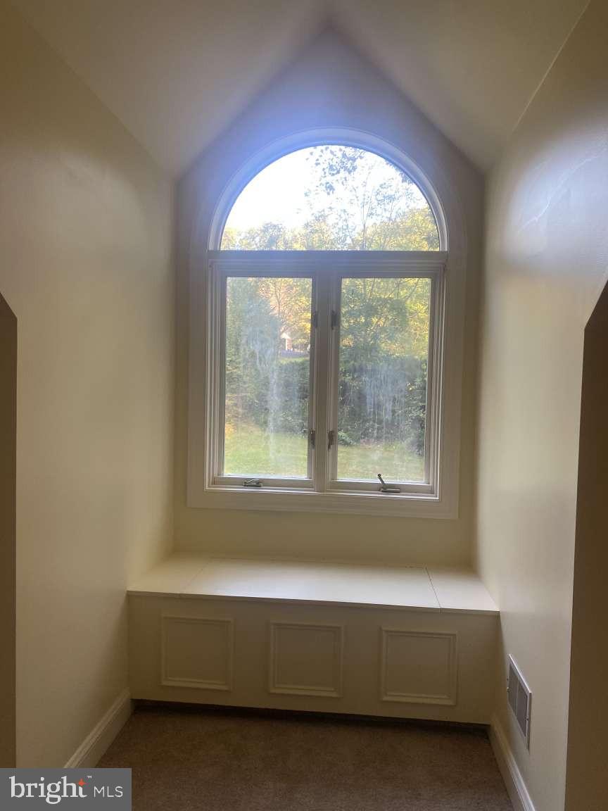 44 Frederick Way Kirkwood, PA 17536 - Photo 41 of 50 an empty room with a window