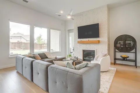$659,990 | 2411 Cornerstone Drive, Mansfield, TX 76063
