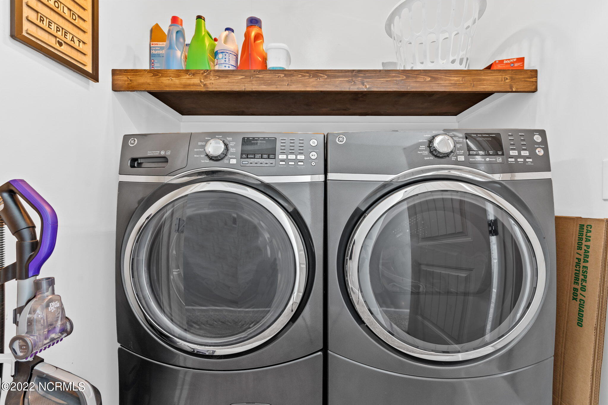 1191 South Brook Road Winnabow, NC 28479 - Photo 18 of 26 Laundry