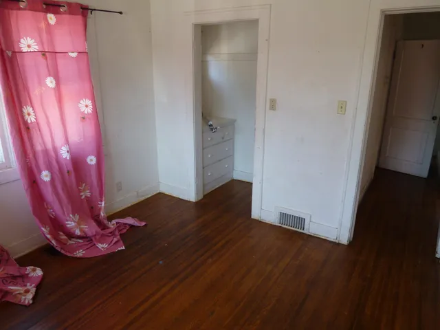 $229,900 | 1504 West Gardner Avenue, Spokane, WA 99201