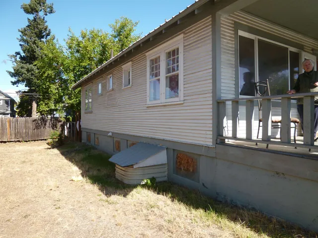 $229,900 | 1504 West Gardner Avenue, Spokane, WA 99201