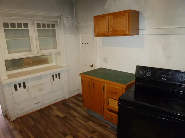 $229,900 | 1504 West Gardner Avenue, Spokane, WA 99201