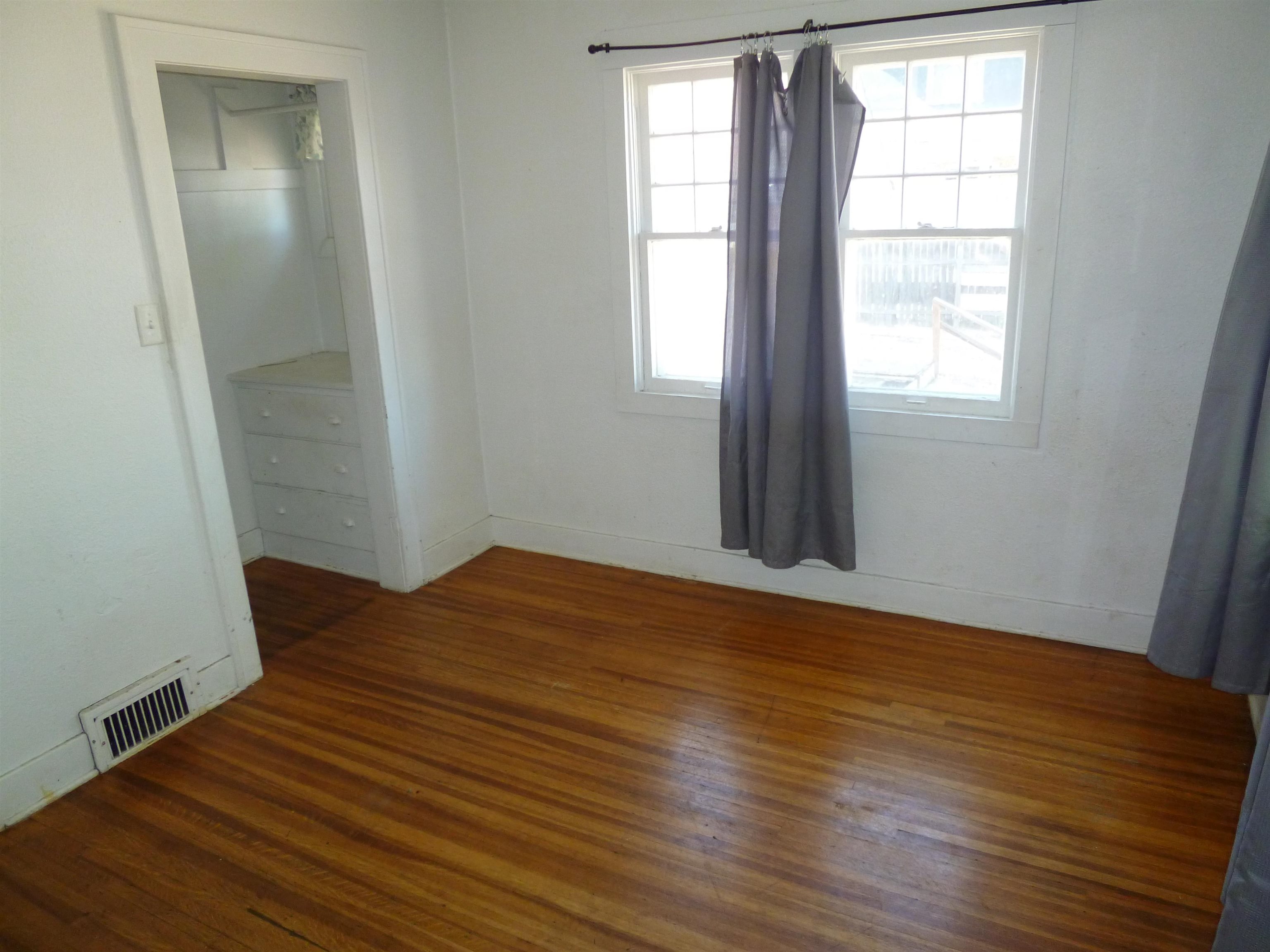 1504 West Gardner Avenue Spokane, WA 99201 - Photo 10 of 17